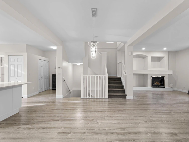 15126 61a Avenue, Surrey, BC, V3S 5J7 - 9