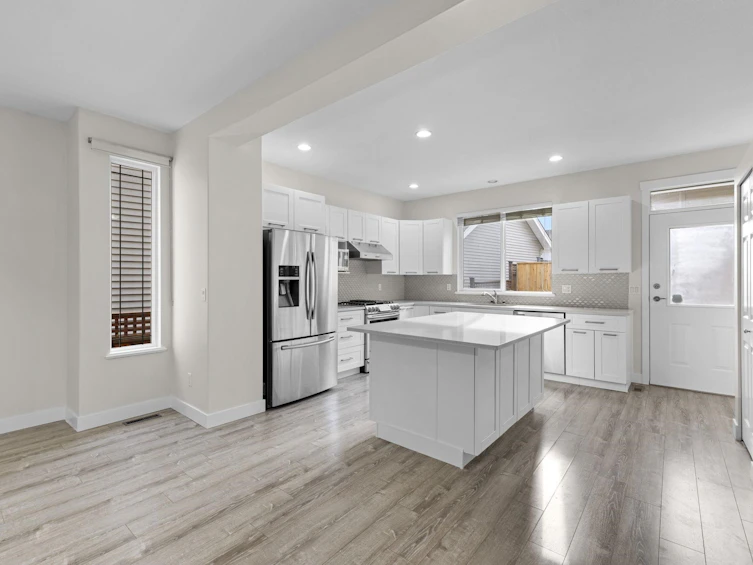 15126 61a Avenue, Surrey, BC, V3S 5J7 - 12