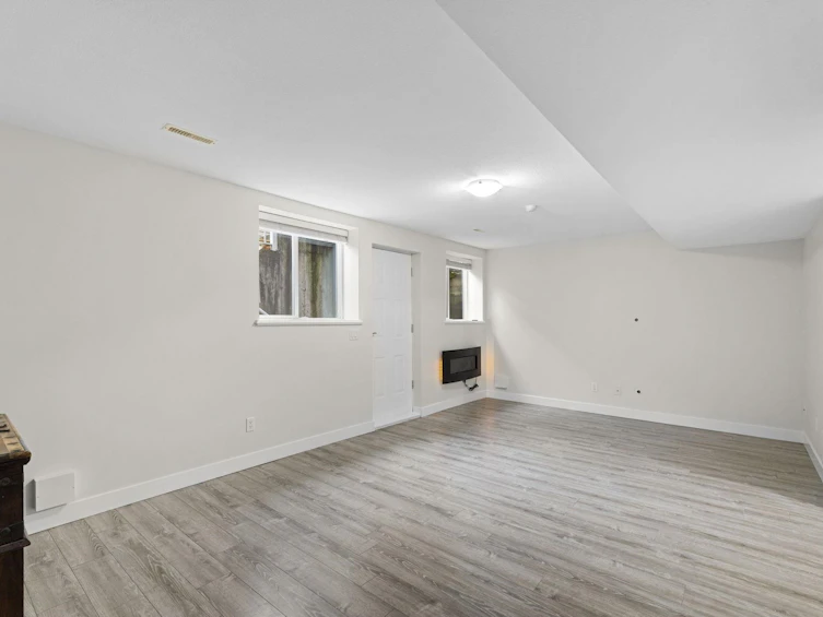 15126 61a Avenue, Surrey, BC, V3S 5J7 - 31