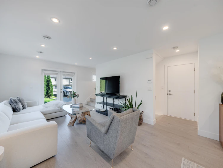 970 Rochester Avenue, Coquitlam, BC, V3K 2J3 - 14