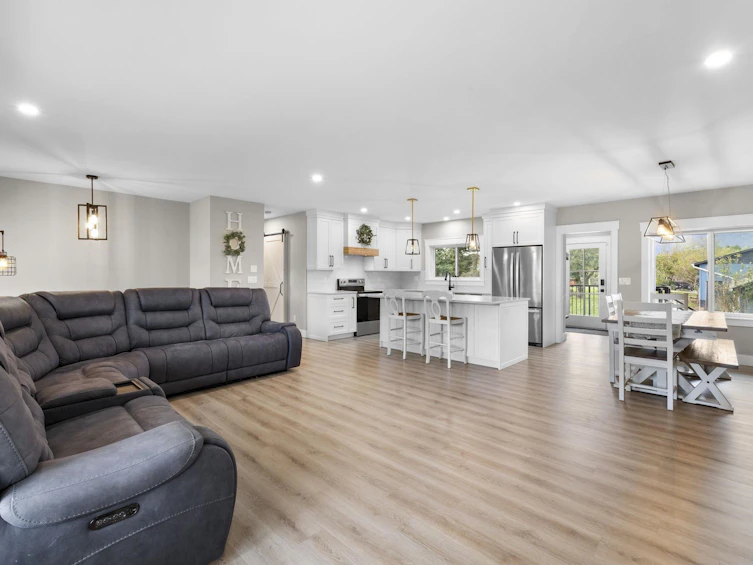 7081 Sumas Prairie Road, Chilliwack, BC, V2R 4K1 - 11