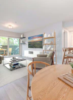 106 1033st. Georges Avenue