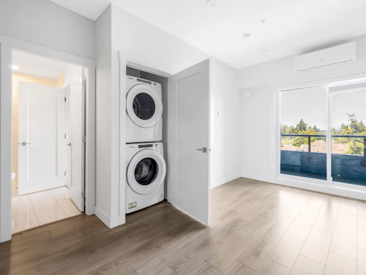 B409-14438 72 Avenue, Surrey, BC, V3S 2E7 - 11