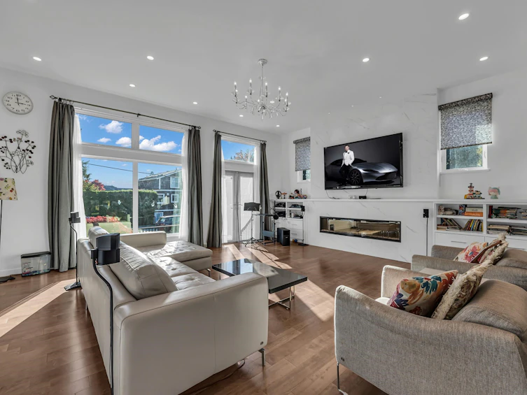 12943 14a Avenue, Surrey, BC, V4A 1H6