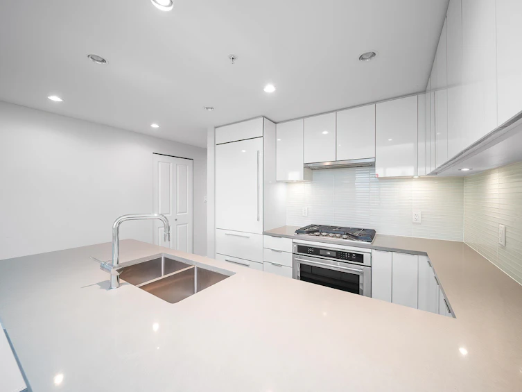 706-6638 Dunblane Avenue, Burnaby, BC, V5H 0G8 - 10