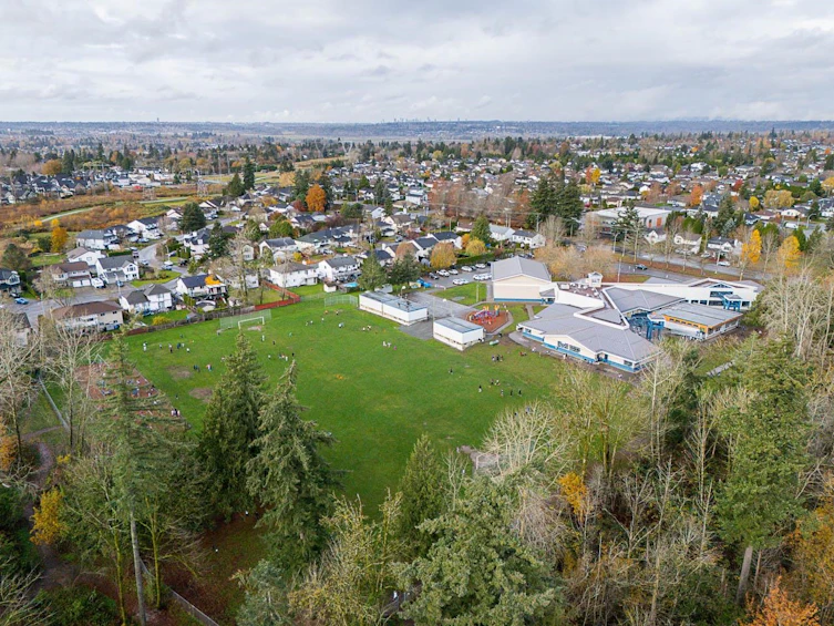 5922 186a Street, Surrey, BC, V3S 7Z9 - 35