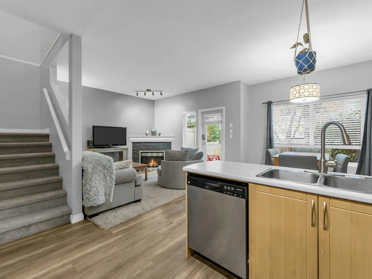 90-18221 68 Avenue, Surrey, BC, V3S 9J1 - 5