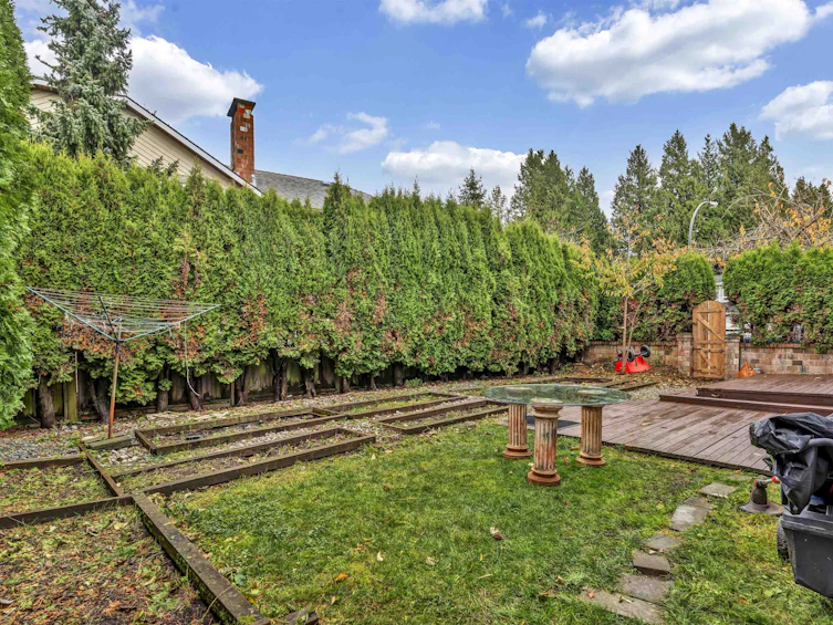 14893 Southmere Court, Surrey, BC, V4A 6V5 - 11