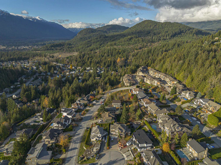 2015 Glacier View Drive, Squamish, BC, V8B 0G1 - 15