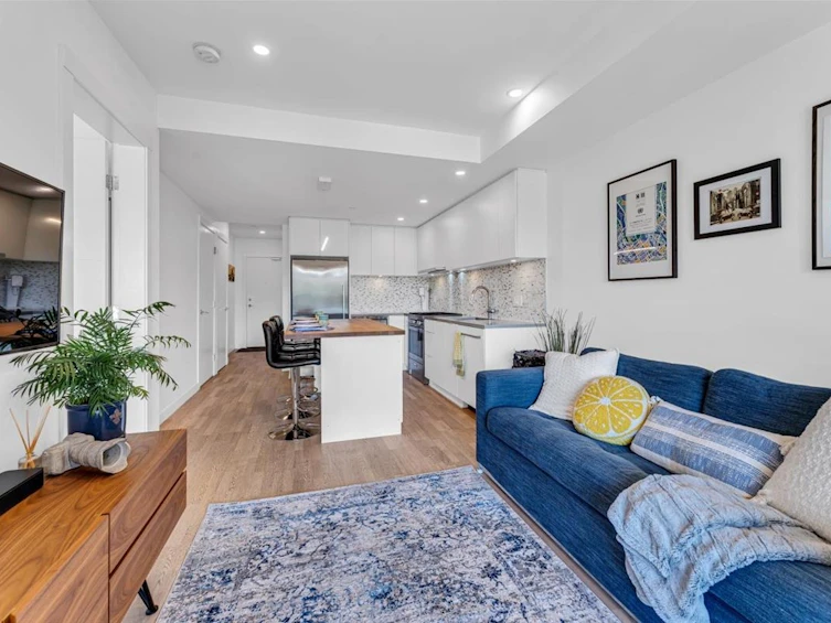 305-188 E 32nd Avenue, Vancouver, BC, V5V 2Y3 - 7
