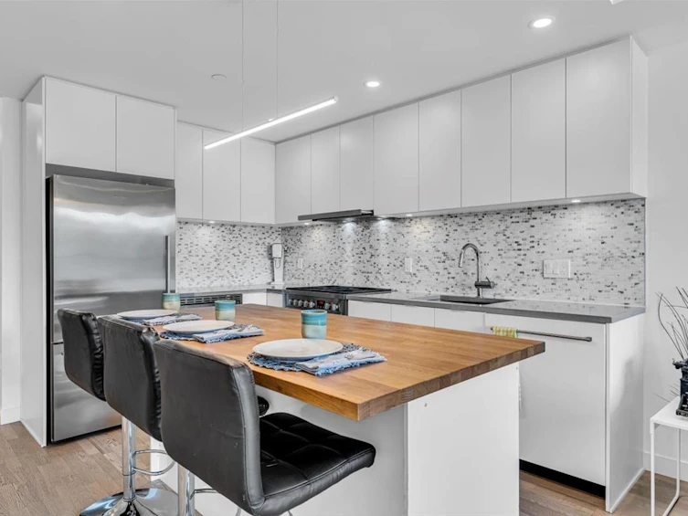 305-188 E 32nd Avenue, Vancouver, BC, V5V 2Y3 - 11