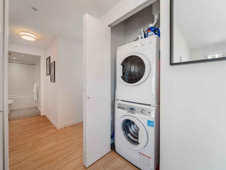 803-983 E Hastings Street, Vancouver, BC, V6A 0G9 - 16