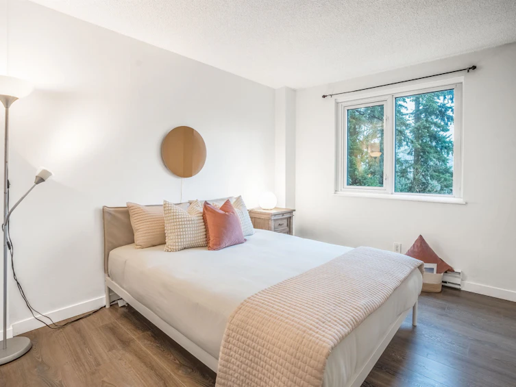 906-9541 Erickson Drive, Burnaby, BC, V3J 7N8 - 12