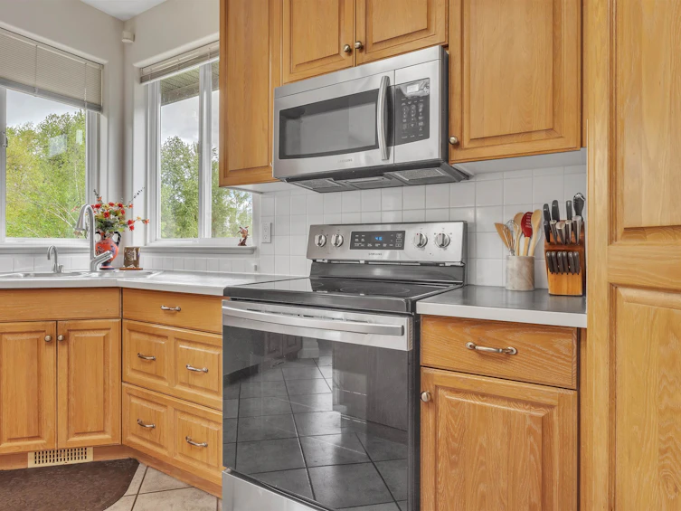 3903 Coachstone Way, Abbotsford, BC, V2S 8G6 - 8