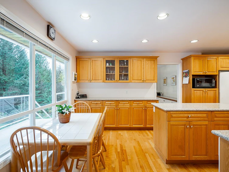 5199 Ranger Avenue, North Vancouver, BC, V7R 3M5 - 10