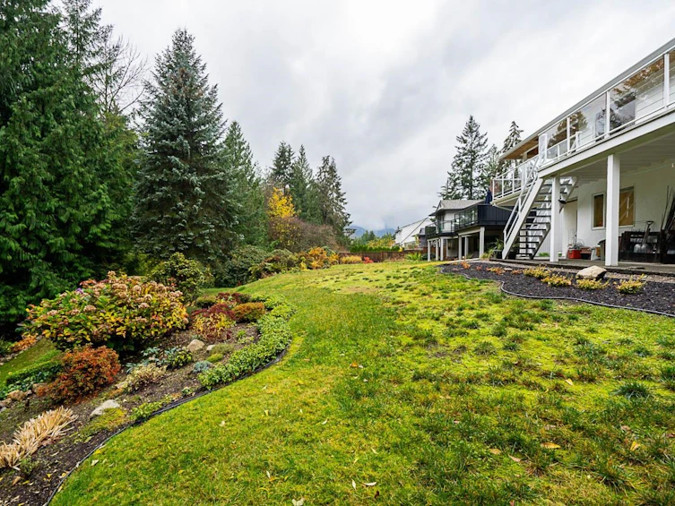 5199 Ranger Avenue, North Vancouver, BC, V7R 3M5 - 28