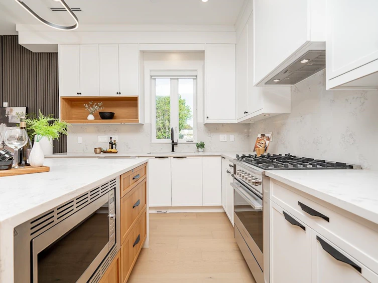 1-2260 E 25th Avenue, Vancouver, BC, V5N 2V8 - 5