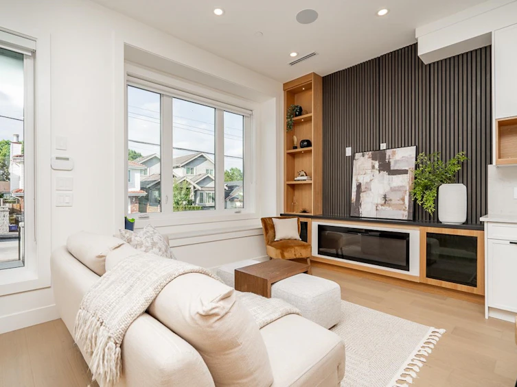 1-2260 E 25th Avenue, Vancouver, BC, V5N 2V8 - 8