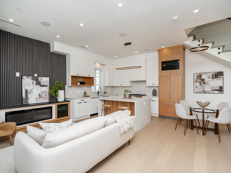 1-2260 E 25th Avenue, Vancouver, BC, V5N 2V8 - 9