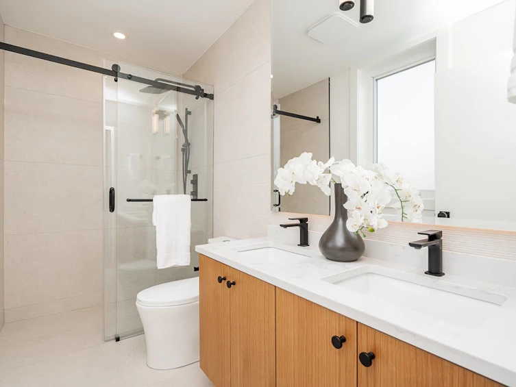1-2260 E 25th Avenue, Vancouver, BC, V5N 2V8 - 21