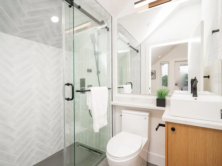 1-2260 E 25th Avenue, Vancouver, BC, V5N 2V8 - 23