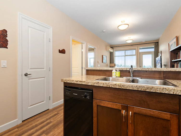 412-8531 Young Road, Chilliwack, BC, V2P 0E1 - 14