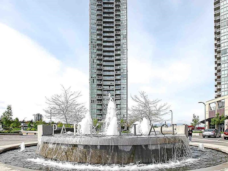 3008 - 13618 100th Avenue, Surrey BC V3T 0A8