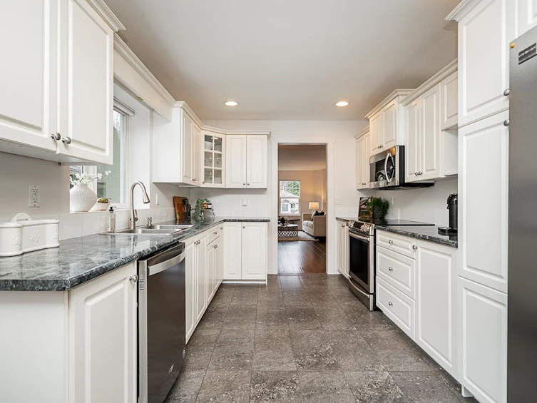 17838 100a Avenue, Surrey, BC, V4N 5C8 - 9