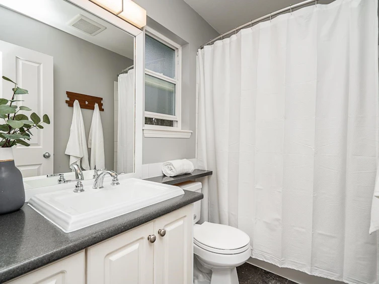 17838 100a Avenue, Surrey, BC, V4N 5C8 - 17