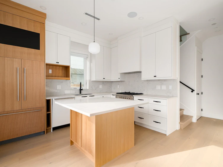 2-2260 E 25th Avenue, Vancouver, BC, V5N 2V8 - 4