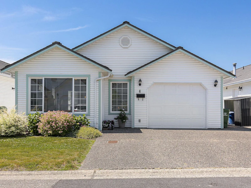 4 - 46244 Brooks Avenue, Chilliwack BC V2P 1C4