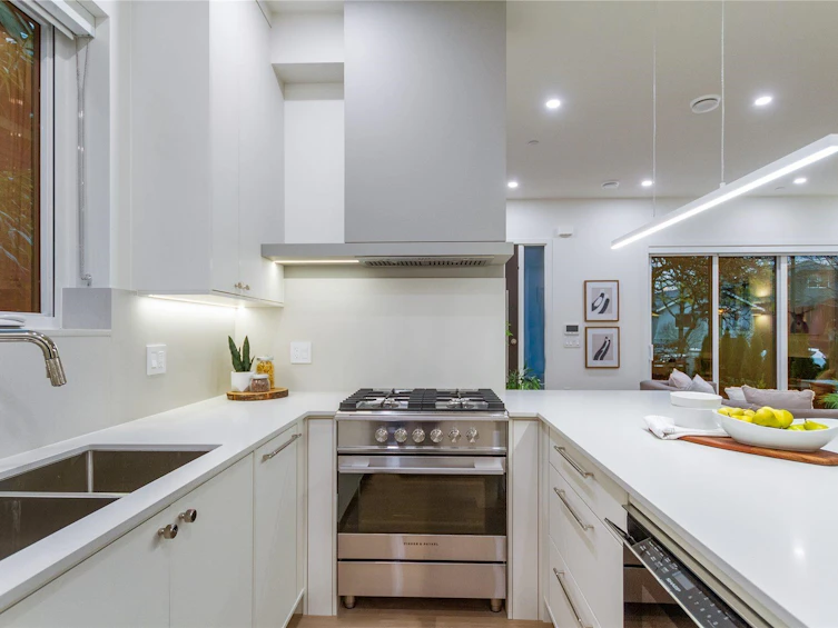 1-2320 Grant Street, Vancouver, BC, V5L 2Z9 - 10