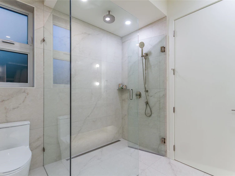 1-2320 Grant Street, Vancouver, BC, V5L 2Z9 - 16