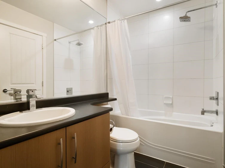203-22290 North Avenue, Maple Ridge, BC, V2X 8Z8 - 12