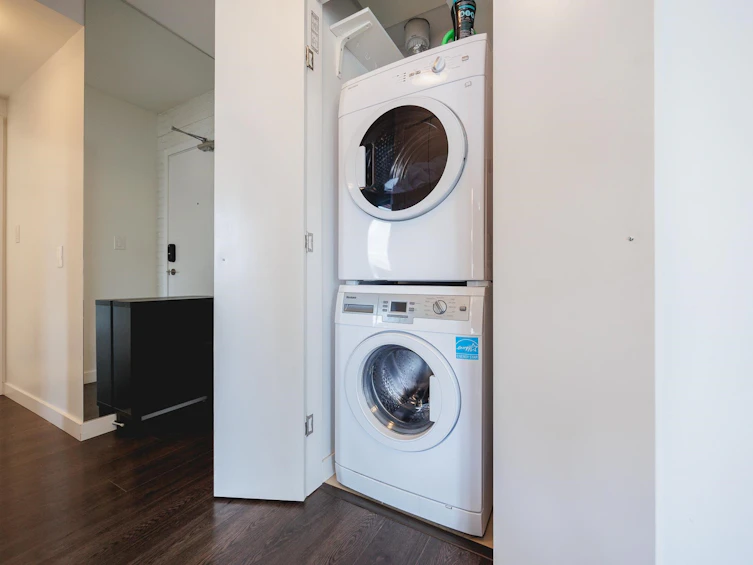 1204-983 E Hastings Street, Vancouver, BC, V6A 0G9 - 24