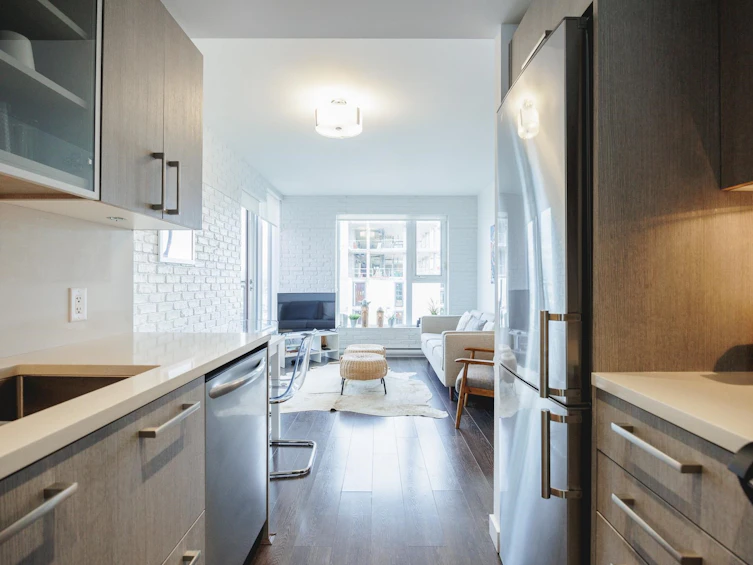 1204-983 E Hastings Street, Vancouver, BC, V6A 0G9 - 9