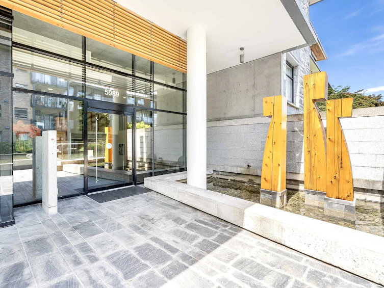 210-5989 Iona Drive, Vancouver, BC, V6T 2L7 - 2