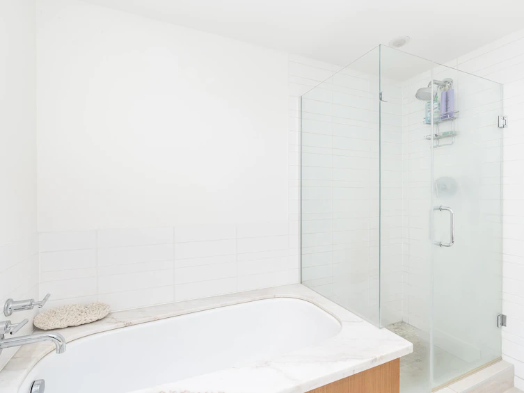210-5989 Iona Drive, Vancouver, BC, V6T 2L7 - 23