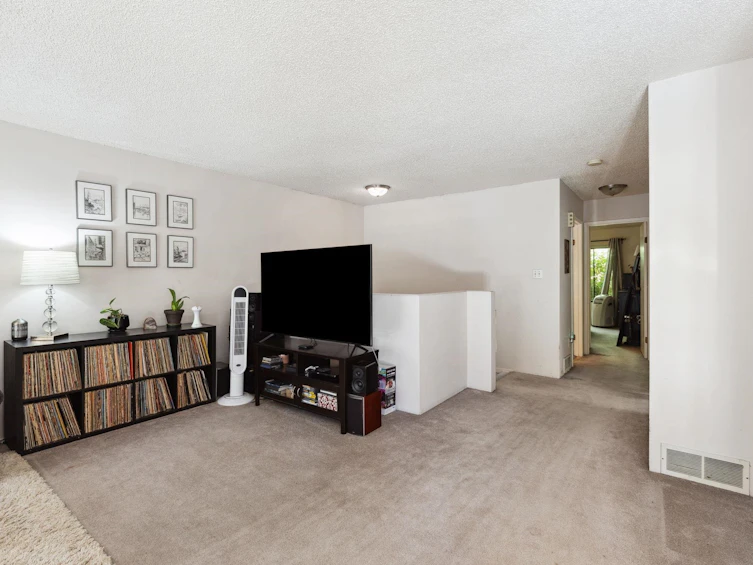 3394 William Avenue, North Vancouver, BC, V7K 2Z6 - 6
