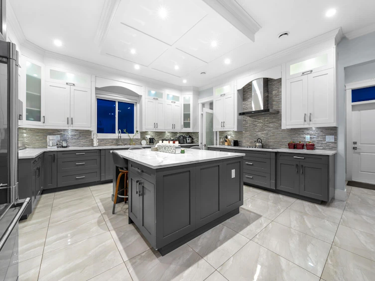 6637 121a Street, Surrey, BC, V3W 0H8 - 16