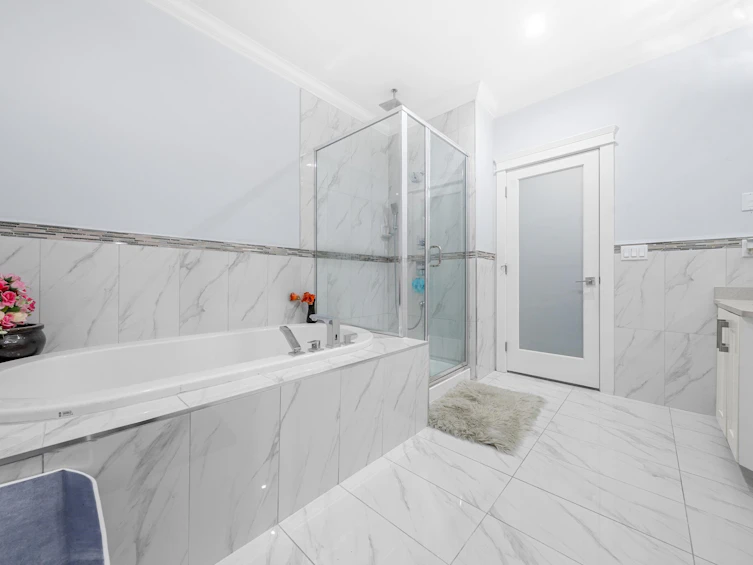 6637 121a Street, Surrey, BC, V3W 0H8 - 26