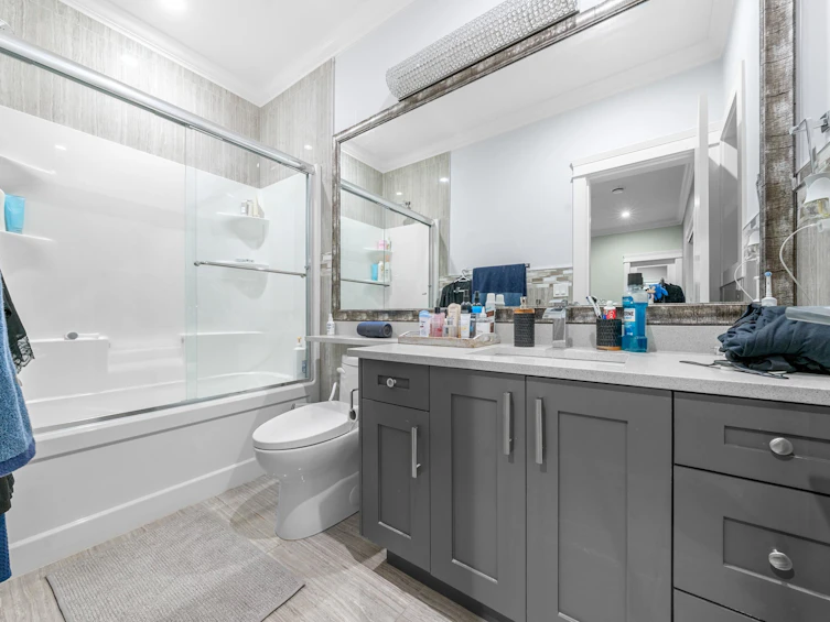 6637 121a Street, Surrey, BC, V3W 0H8 - 28