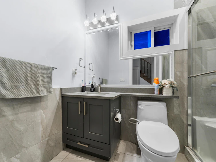6637 121a Street, Surrey, BC, V3W 0H8 - 30