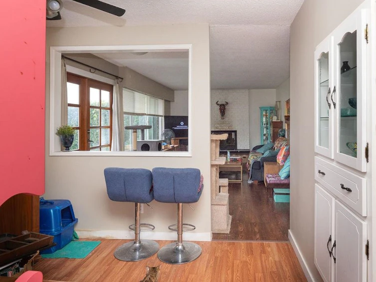 639 Gibsons Way, Gibsons, BC, V0N 1V9 - 11