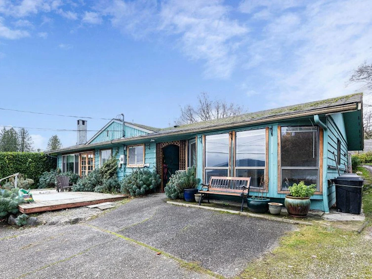 639 Gibsons Way, Gibsons, BC, V0N 1V9 - 33