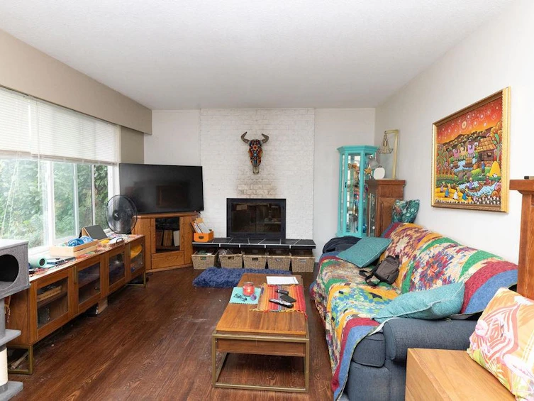 639 Gibsons Way, Gibsons, BC, V0N 1V9 - 8
