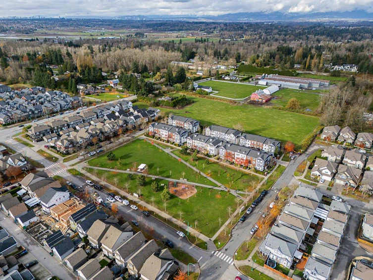 16-7348 192a Street, Surrey, BC, V4N 6J2 - 32