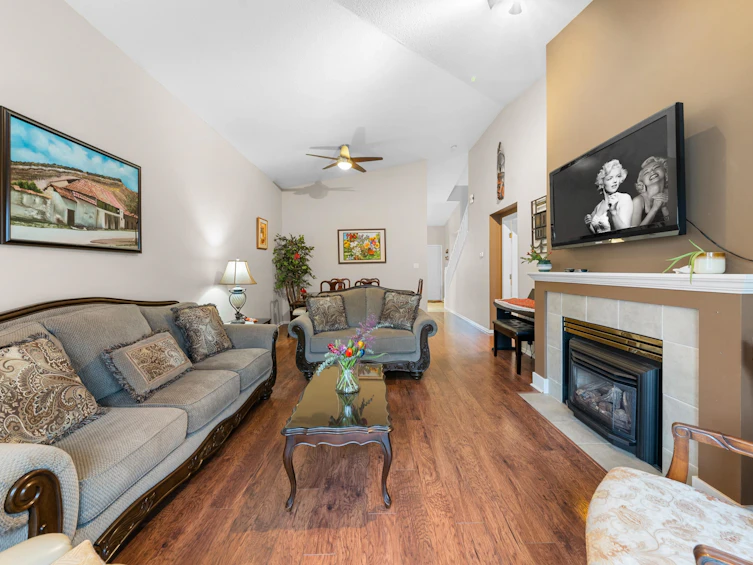 25-6488 168 Street, Surrey, BC, V3S 8Z1 - 6