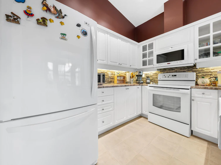 25-6488 168 Street, Surrey, BC, V3S 8Z1 - 17