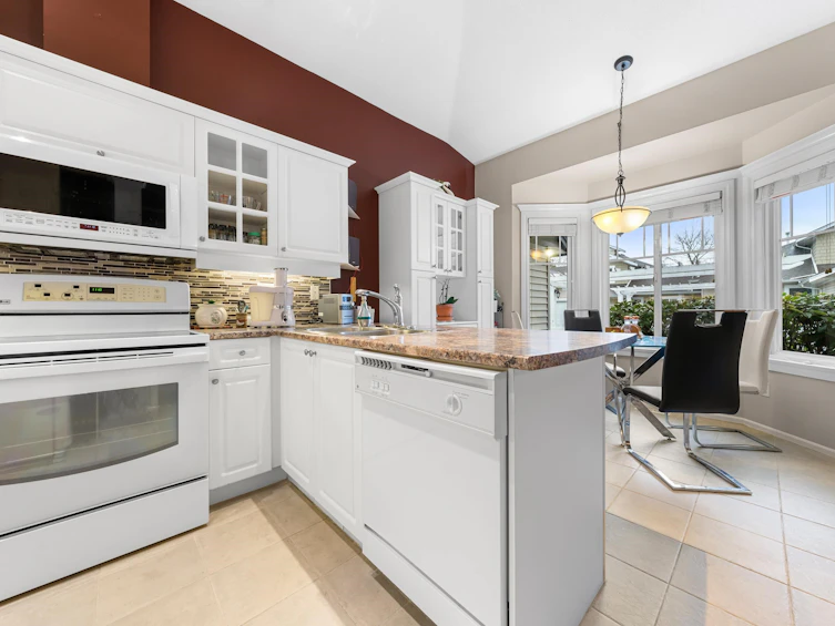 25-6488 168 Street, Surrey, BC, V3S 8Z1 - 19